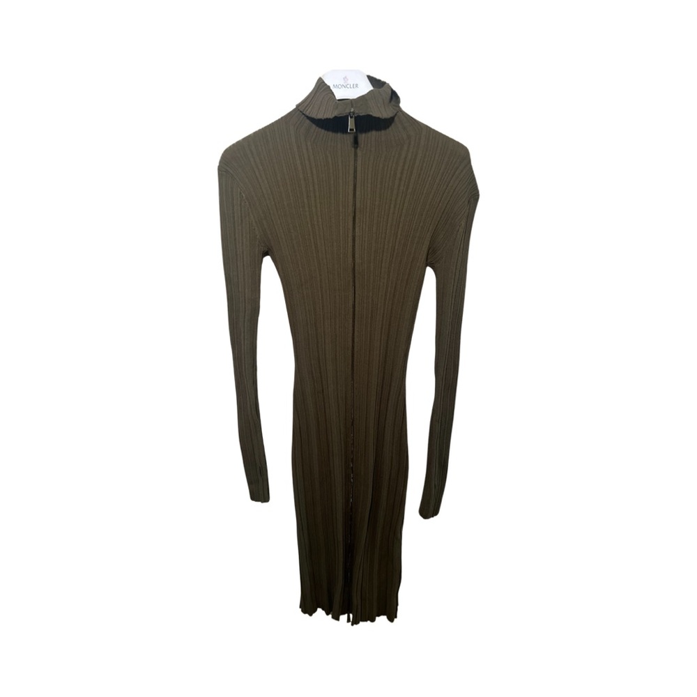 Women green midi length bodycon dress